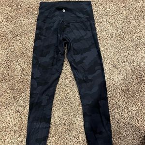 LULULEMON CAMO LEGGINGS